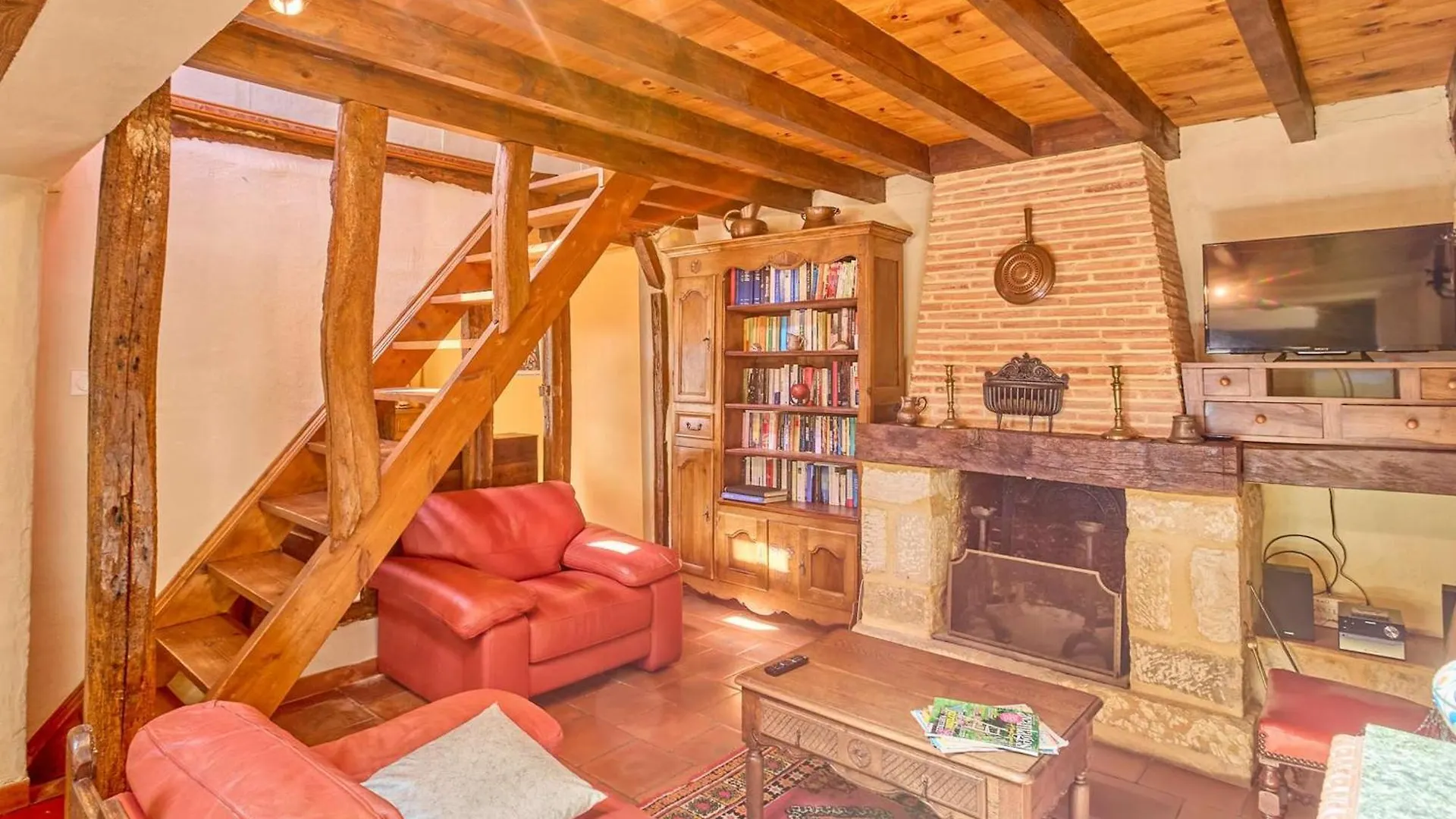 Maison T3 Chaleureuse Avec Wifi Gratuit, 2 Cheminees, 2-4 Personnes - Fr-1-841-29 Cazaubon 0*,  Frankrijk